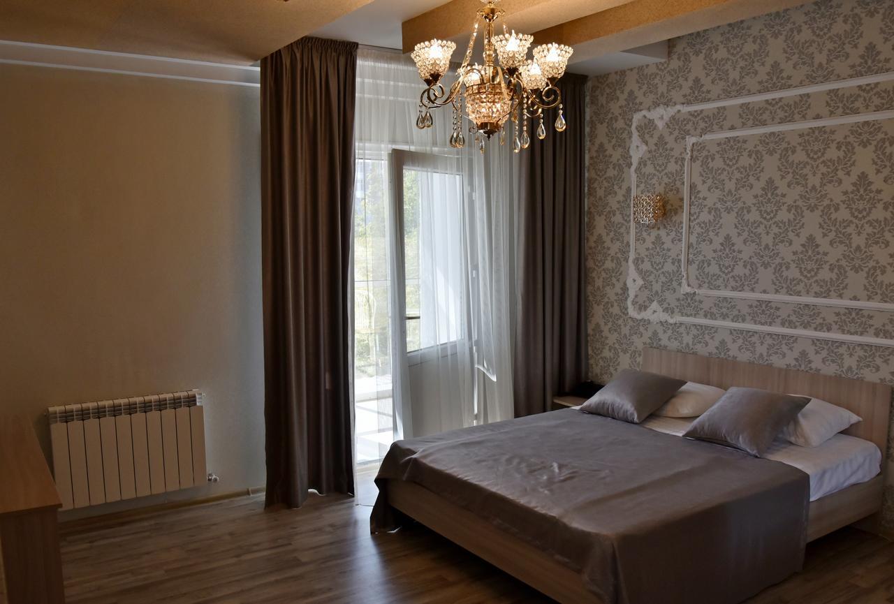Hotel Gloria Kostanay Exterior photo